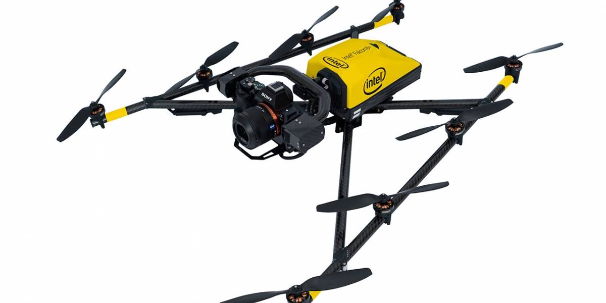 Falcon 8+ es el primer dron comercial de Intel
