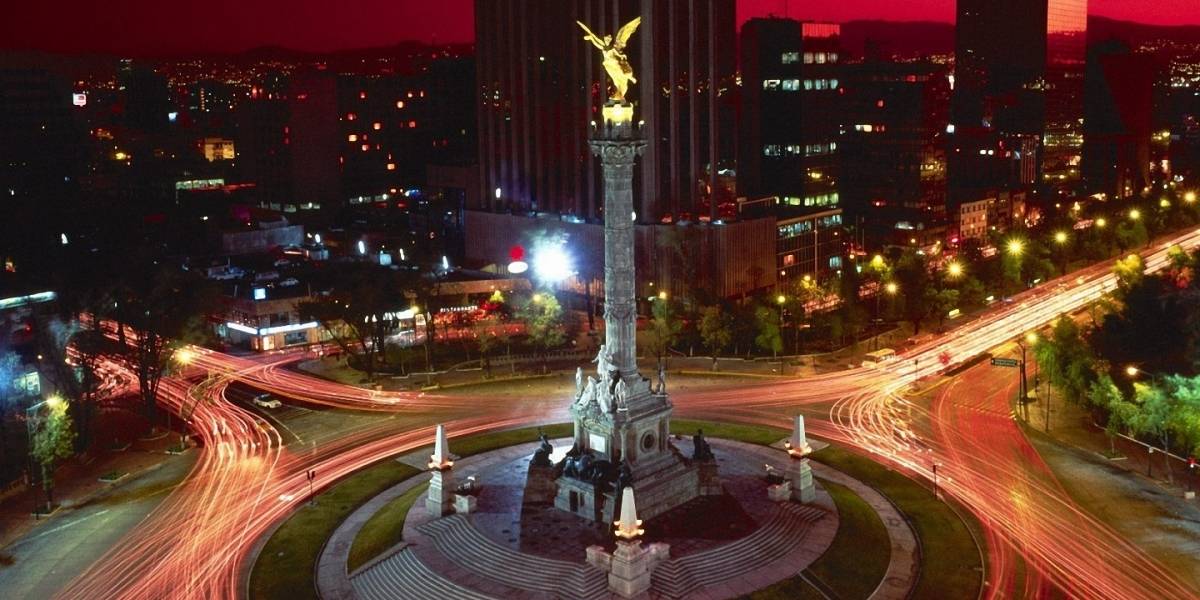 México sufre su mayor terremoto del siglo, el cielo se llena de luces y la ciencia lo explica