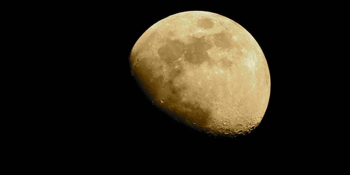Descubren que la Luna está robando oxígeno de la Tierra