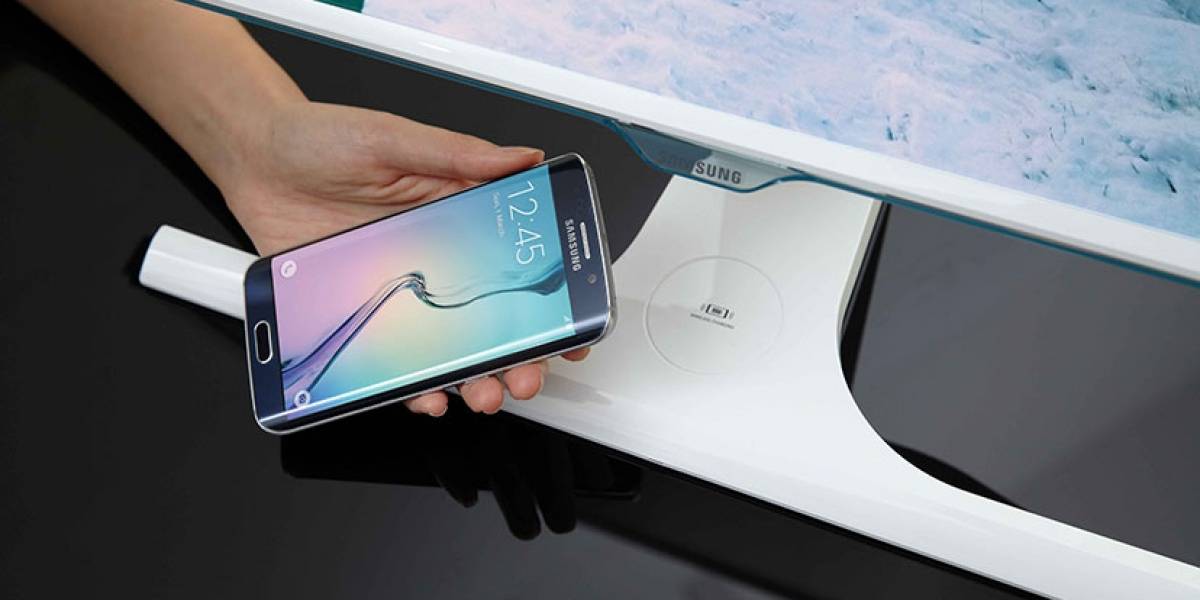 Samsung lanza monitor con cargador inalámbrico incluído