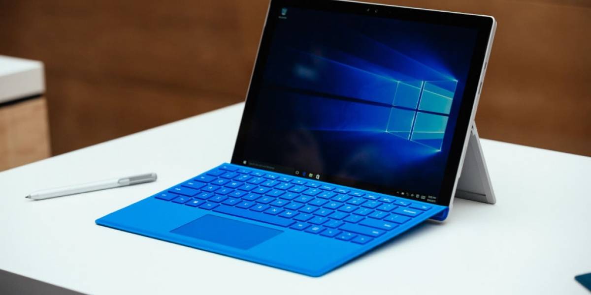 Microsoft lanzaría una notebook Surface ARM con Windows 10