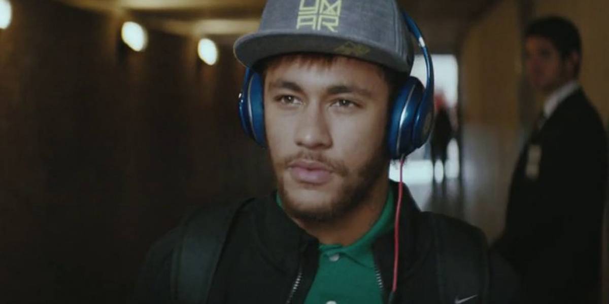 FIFA prohibe los auriculares Beats entre jugadores por el patrocinio de Sony