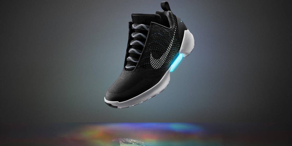 Las zapatillas de Volver al Futuro que se atan solas ya tienen fecha de estreno