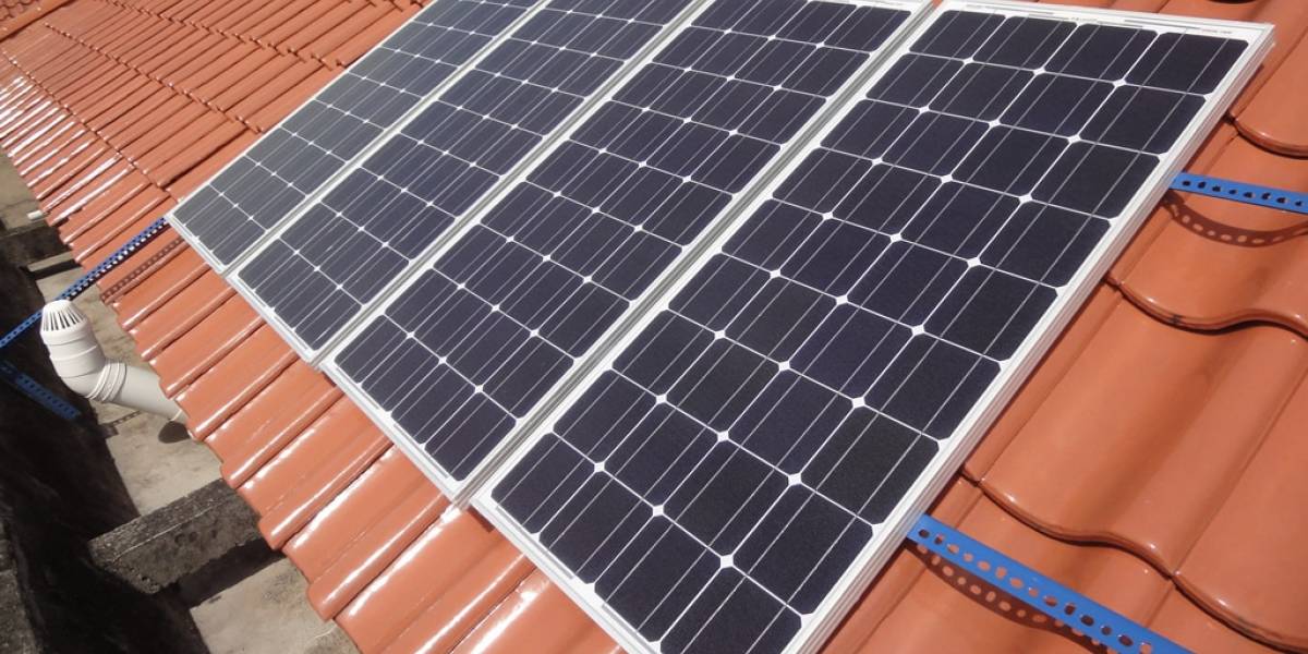 El estado de California regala paneles solares a gente de bajos recursos