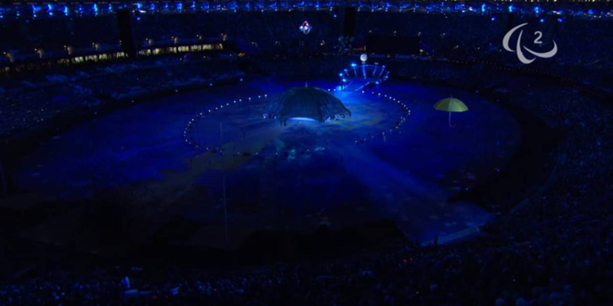 Ceremonia de apertura de los juegos paralímpicos celebra al Bosón de Higgs
