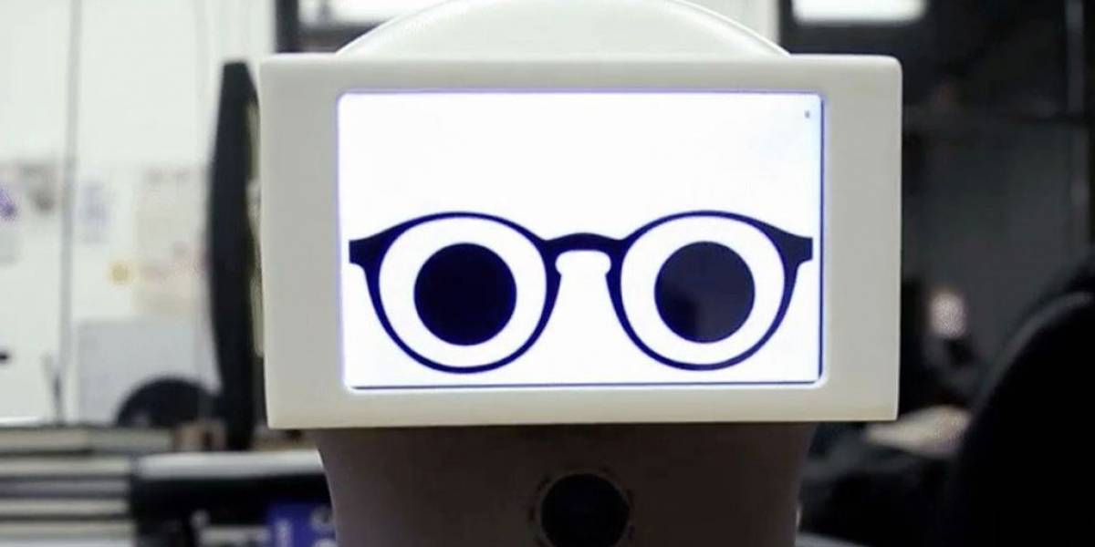 Peeqo es un robot que se comunica usando sólo animaciones GIF