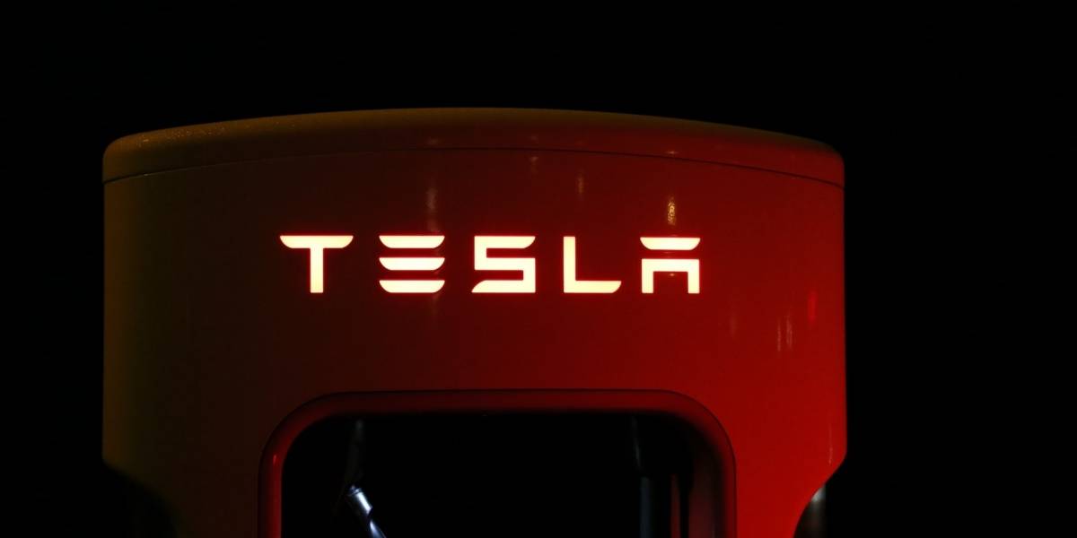 Elon Musk dice que su chip de inteligencia artificial será el mejor del mundo