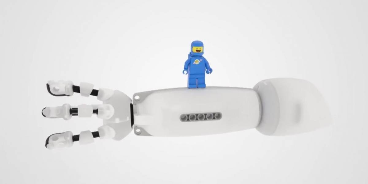 Científico desarrolla prótesis compatible con las piezas de LEGO