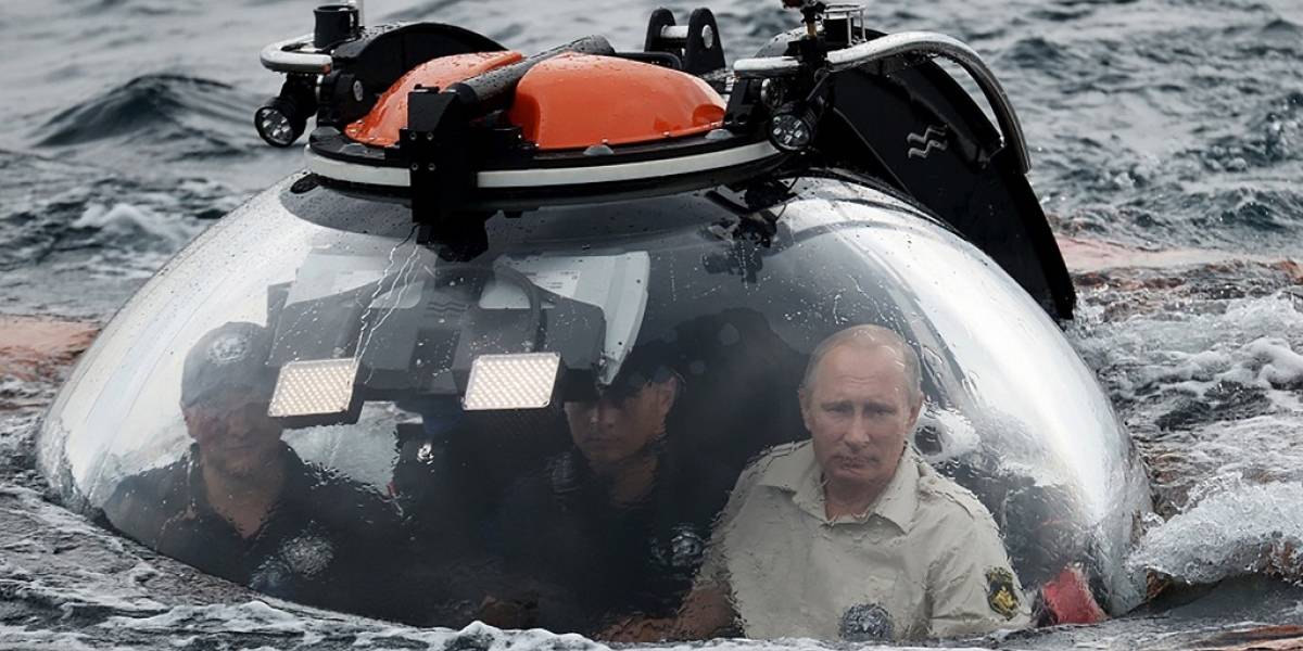 Vladimir Putin se sumerge en el mar Negro en búsqueda de un tesoro