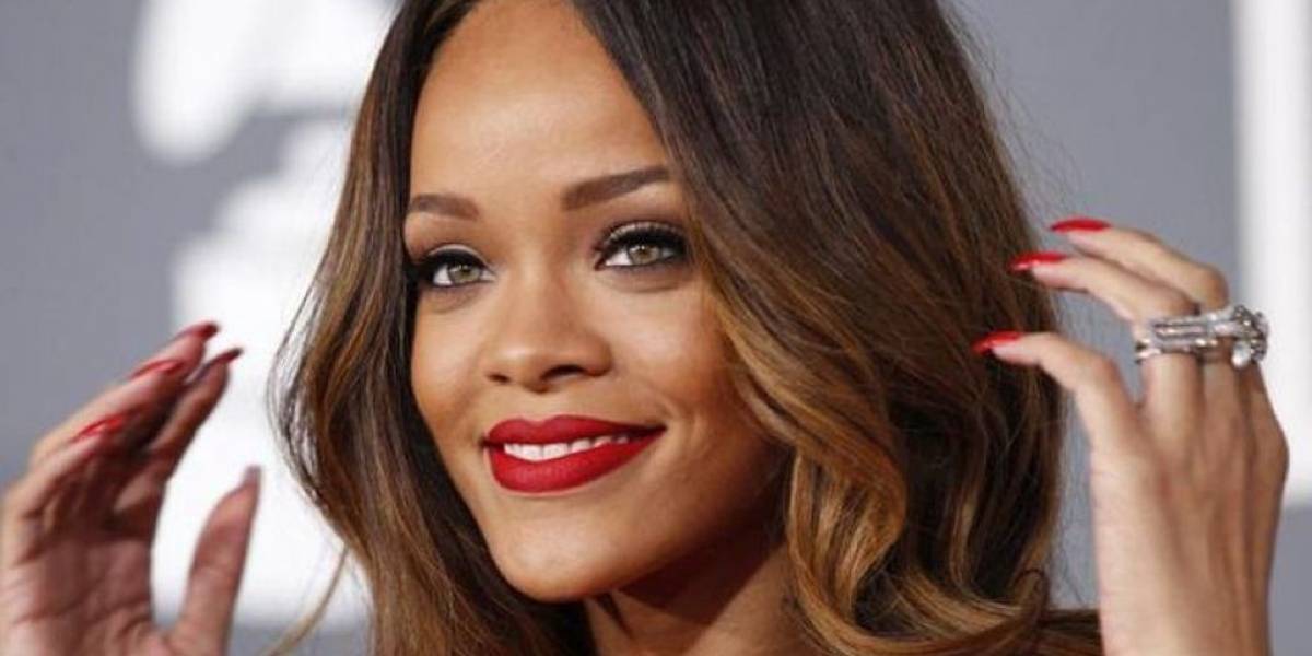 DC quiere evitar que Rihanna registre la marca "Robyn"