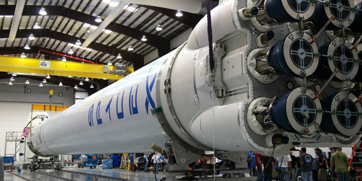 SpaceX fue certificada para enviar satélites militares al espacio