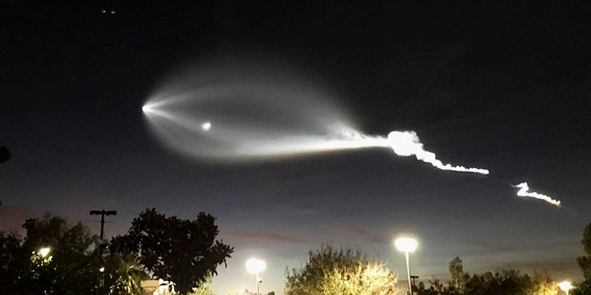 SpaceX lanza cohete y todos lo confunden con un ovni