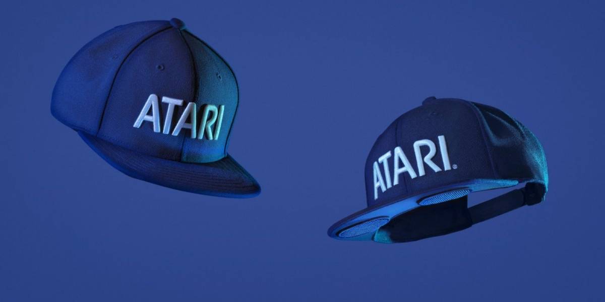 Atari presenta un producto millenial: Una gorra con parlantes