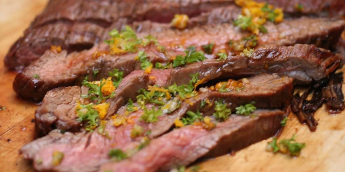 Este video muestra la ciencia para cortar un buen trozo de carne