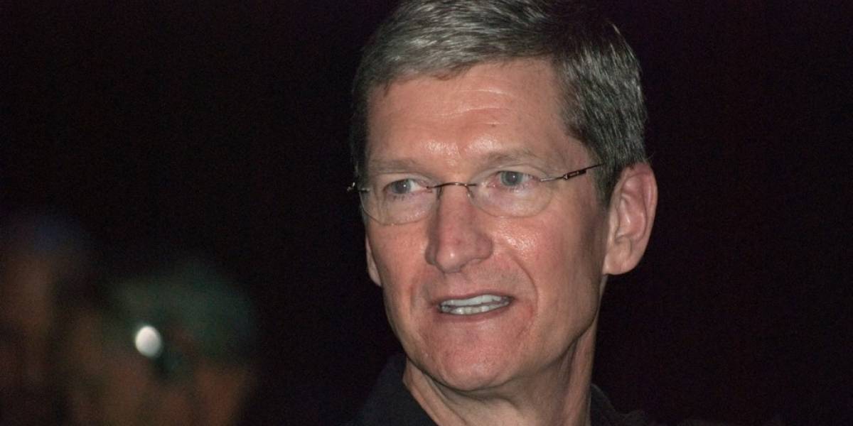 Tim Cook criticó fuertemente a las empresas que explotan los datos de sus usuarios