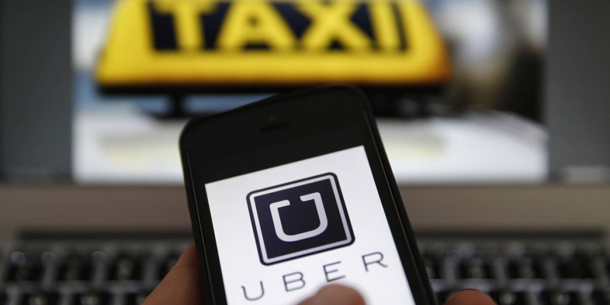 Presentan primer proyecto para regular servicios como Uber y Cabify