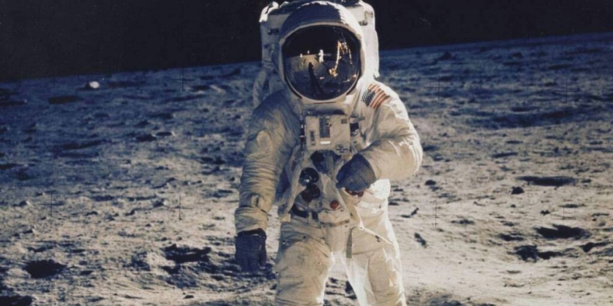 Nueva teoría postula que la Luna se originó por una explosión muy violenta
