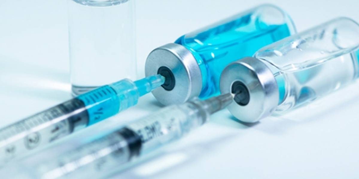 Pediatras chilenos llaman a los padres a vacunar a sus hijas contra el VPH