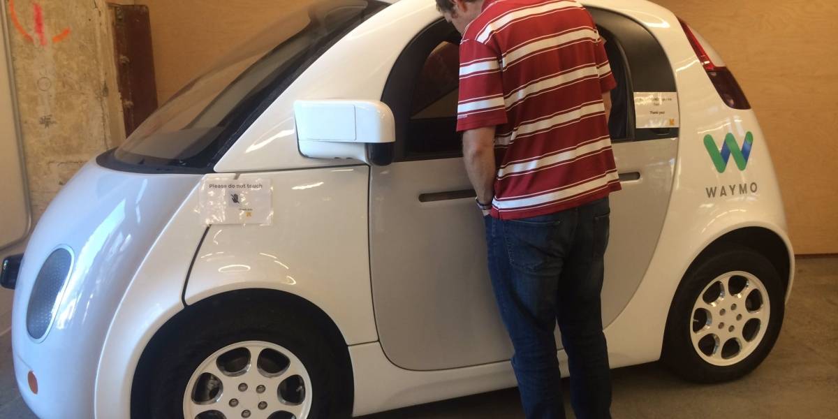 Waymo cancela su línea Firefly para impulsar el Chrysler Pacifica