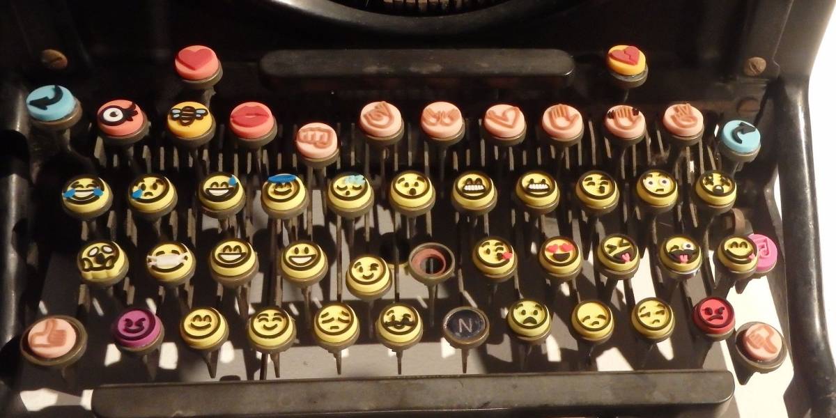 Creador del emoticon encuentra 'feos' los emojis