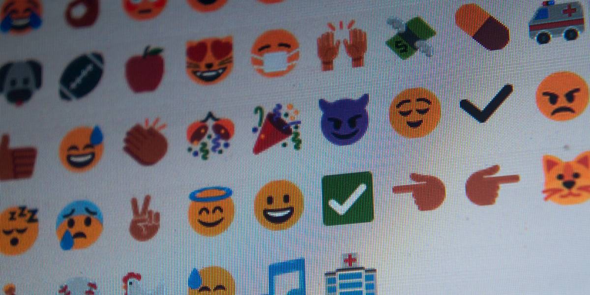 Arrestan a joven por un mensaje "terrorista" escrito con emoji
