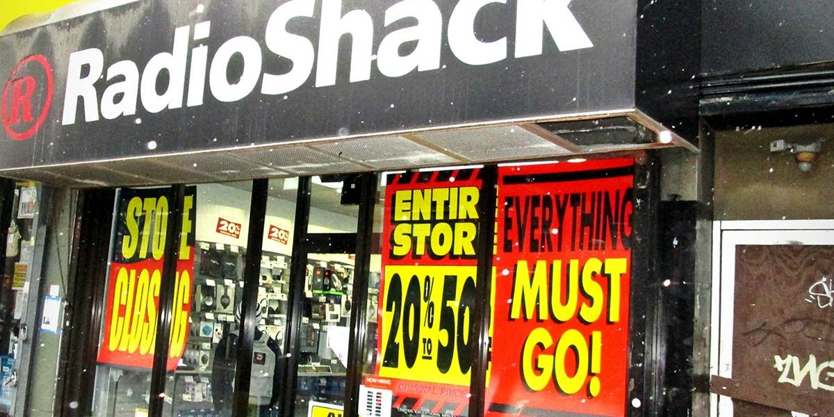 RadioShack está vendiendo la información de sus usuarios al mejor postor