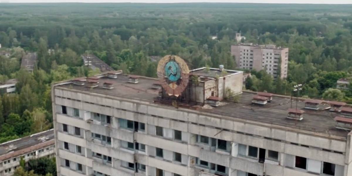 Conoce las ruinas de Prípiat y Chérnobil vistas desde un dron
