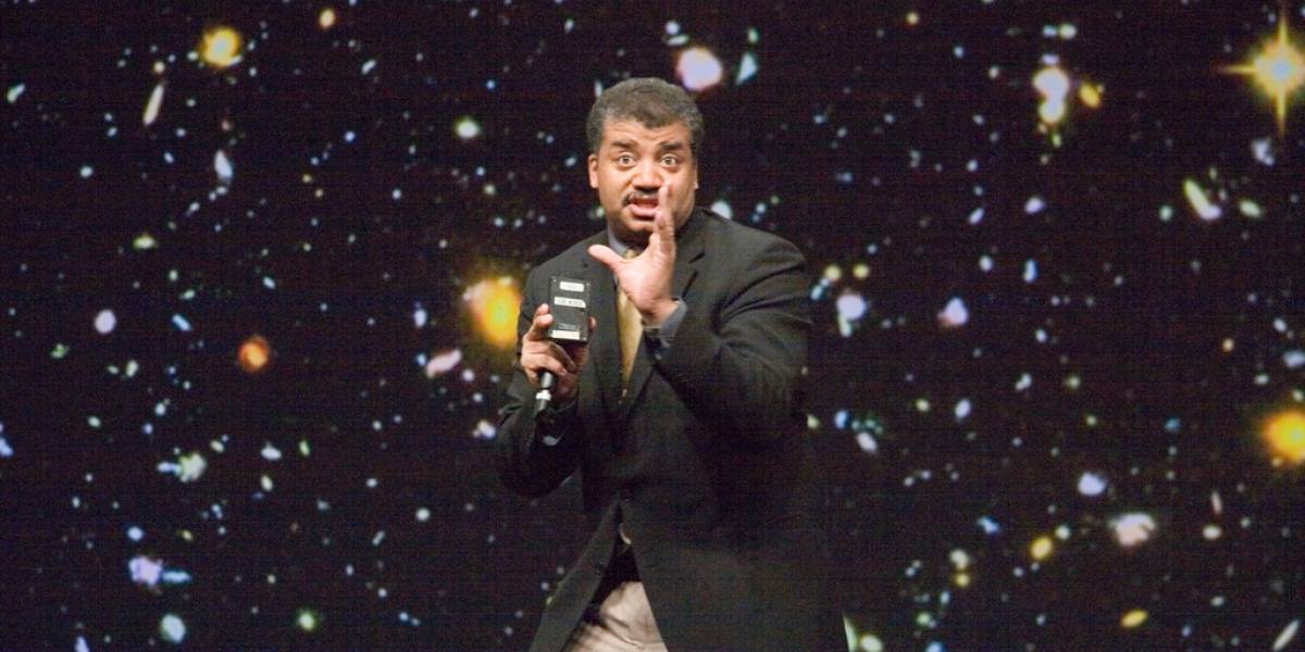 Neil deGrasse Tyson destruye científicamente a Star Wars: El Despertar de la Fuerza
