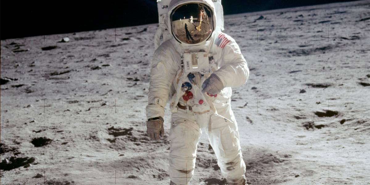 La primer Hasselblad en el espacio puede ser tuya
