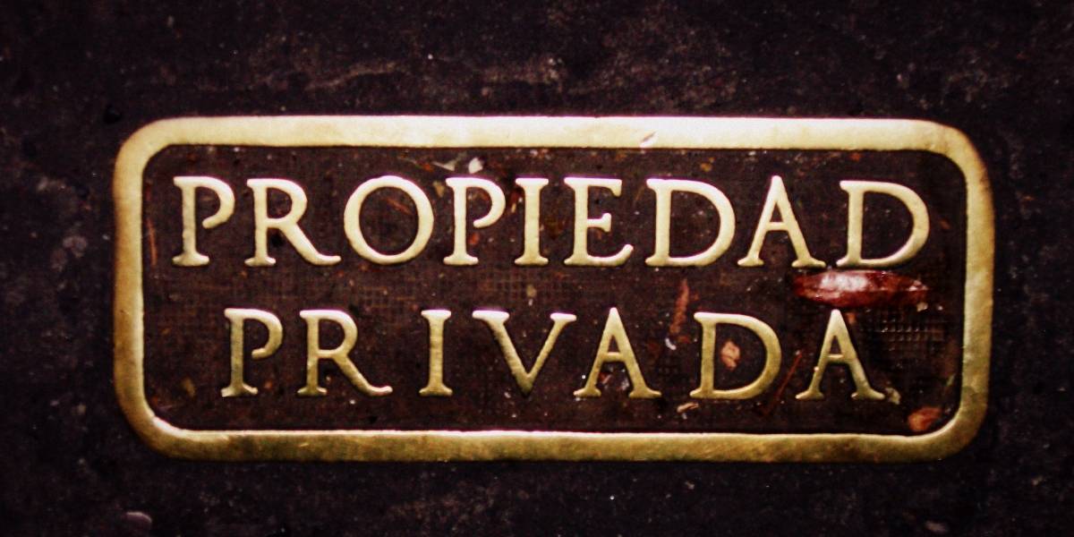 Empresario cree que se debe reestablecer el derecho a la propiedad privada en la luna