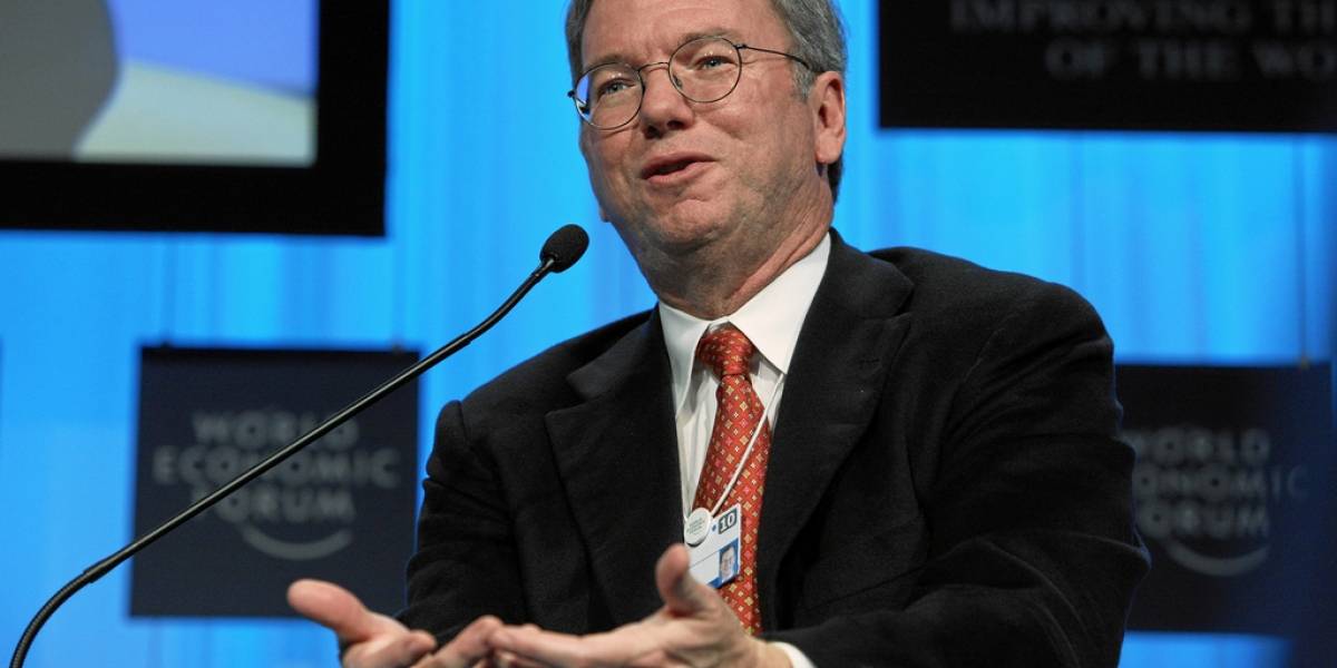Eric Schmidt defiende a Google ante críticas que paga pocos impuestos en Reino Unido