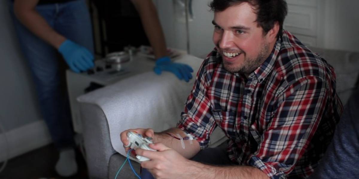 Kickstarter suspende campaña de videojuego que te extrae sangre si pierdes