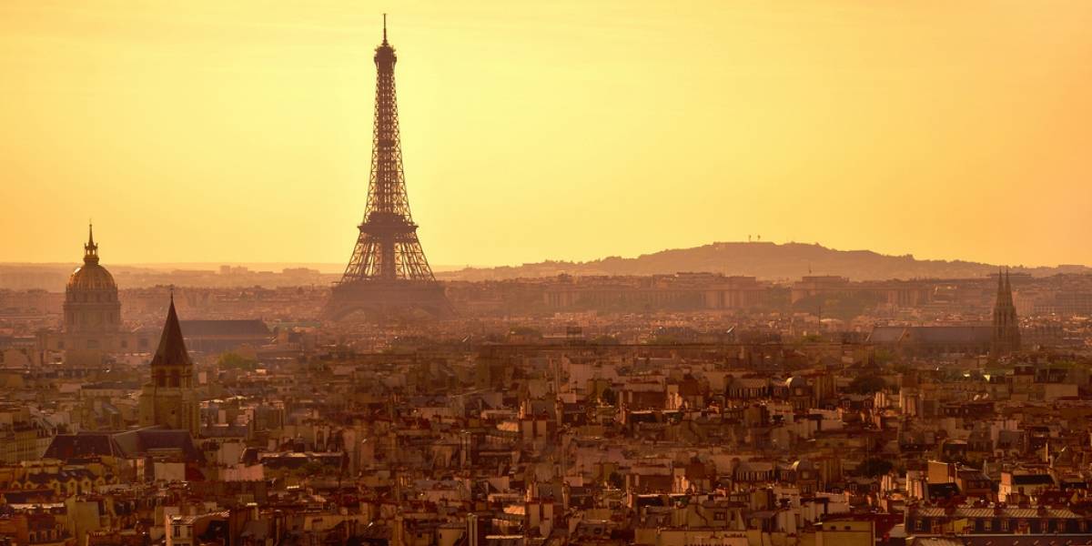 Mashable realiza homenaje a las víctimas de París en Twitter