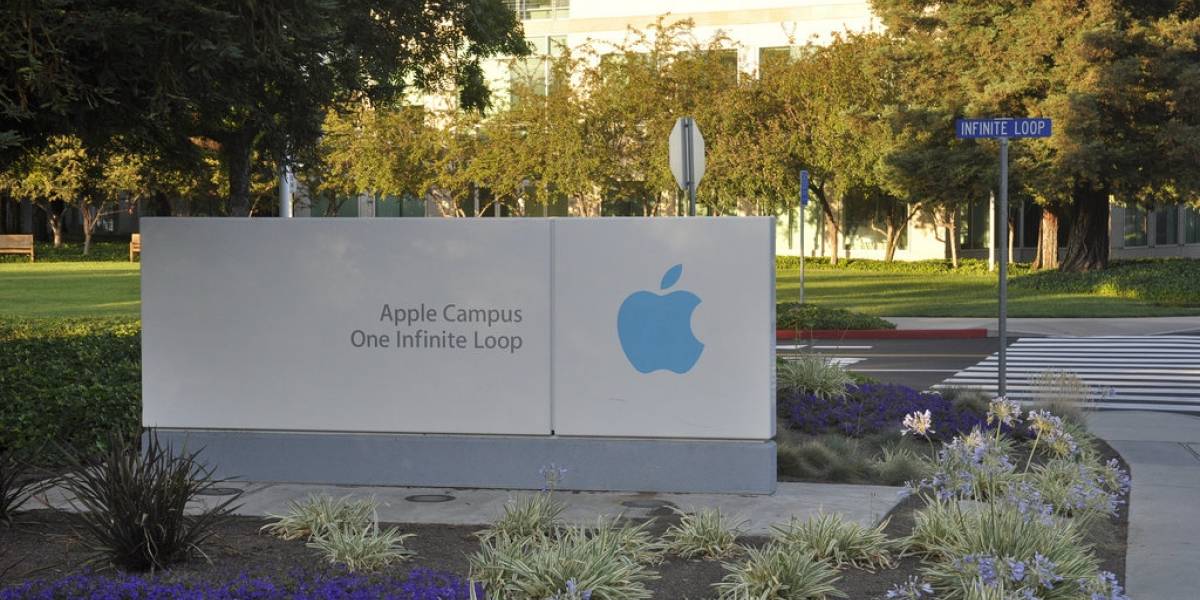Apple reporta buenas cifras para el iPhone y malas cifras para el iPad