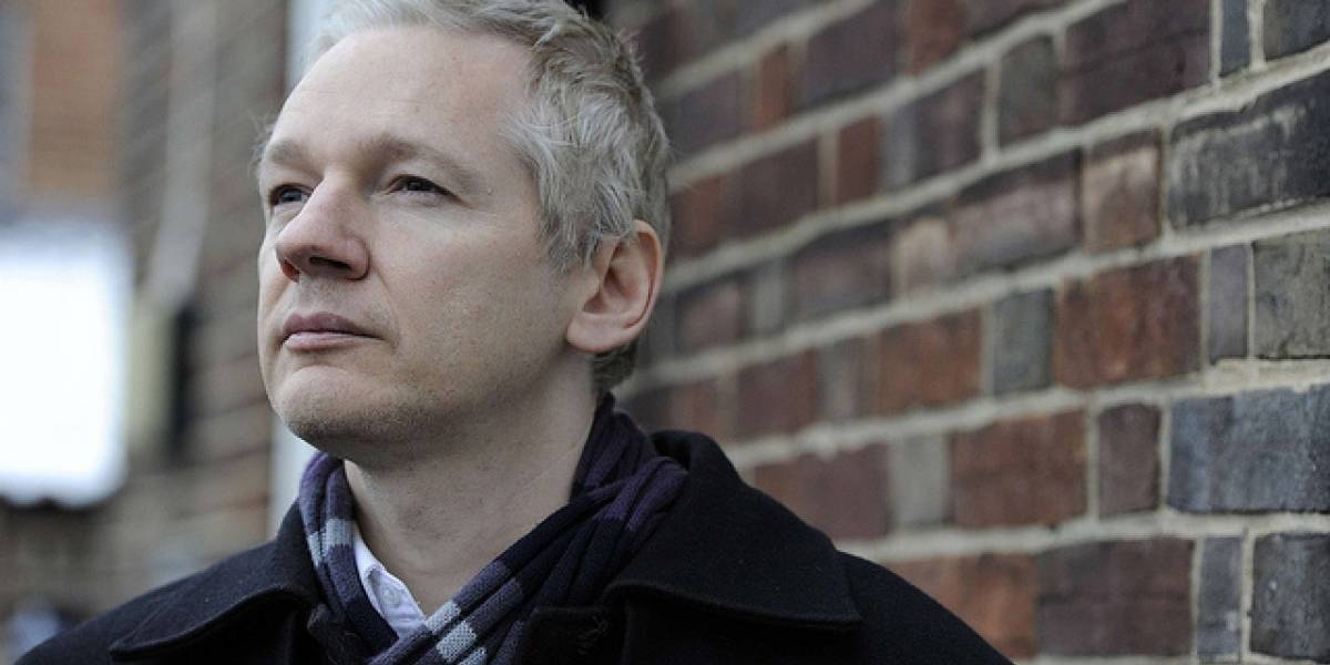 WikiLeaks enfrenta a "The Fifth Estate" con el documental "Mediastan"