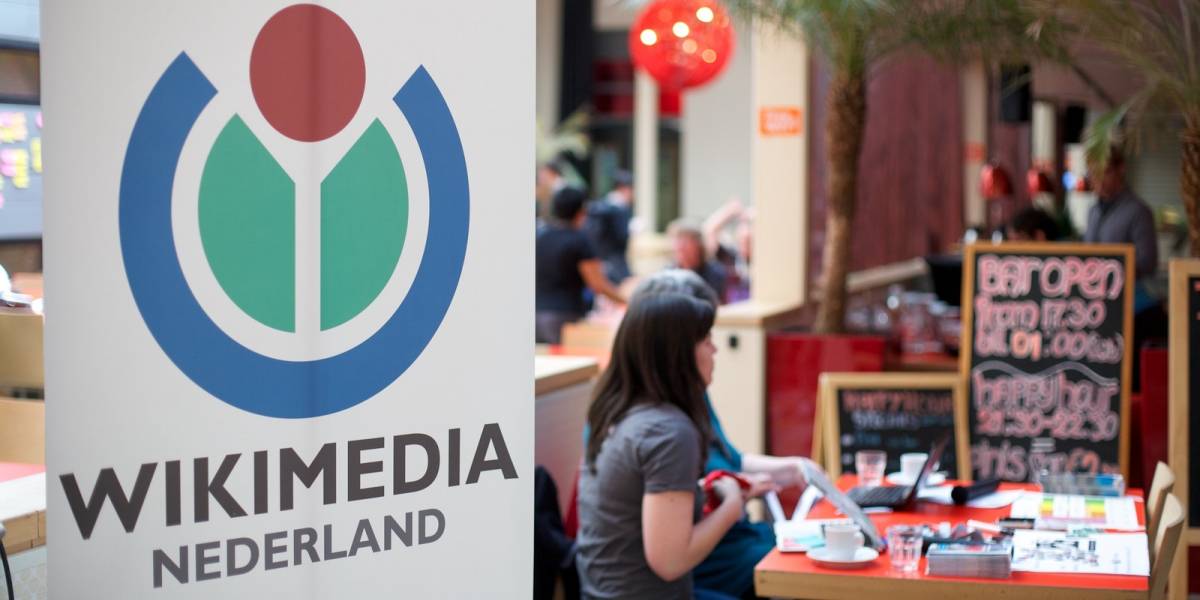 Wikimedia amenaza a empresa de RRPP que cobra USD$1.000 por crear artículos