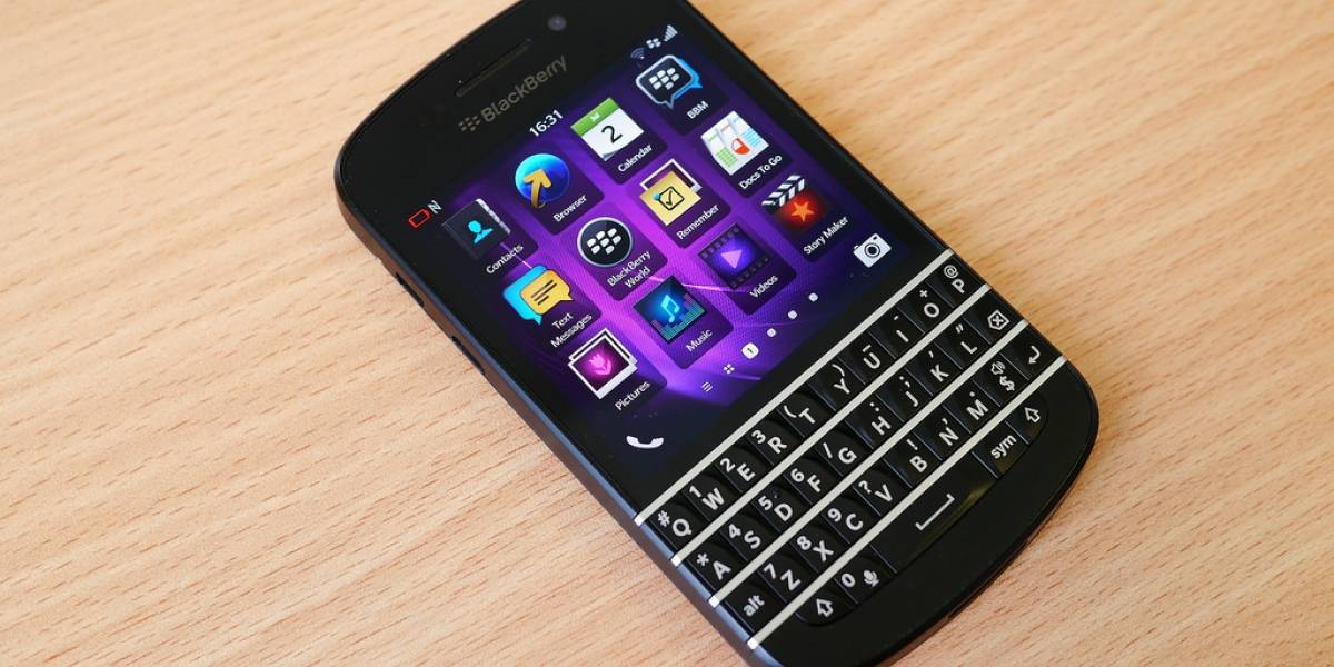 BlackBerry sigue en contienda con John Chen como comandante en jefe