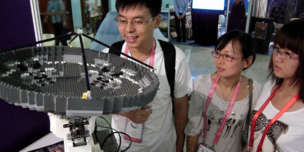 Radiotelescopio ALMA tiene una versión miniatura de Lego