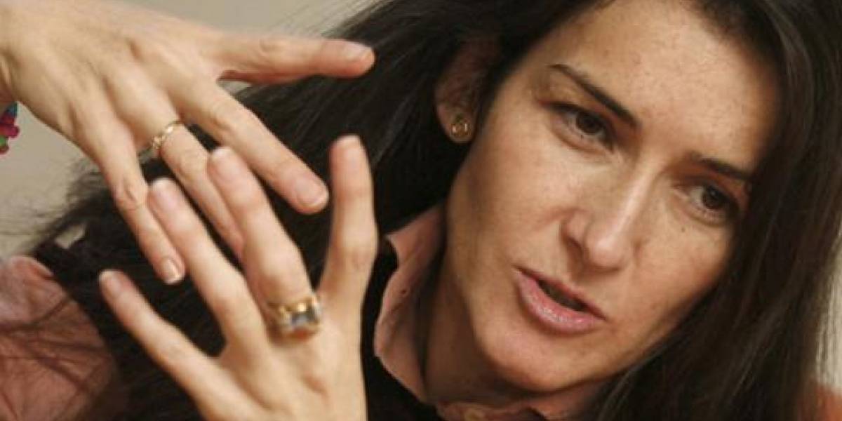 España: Sinde reconoce que el canon digital debe 'ser modificado'