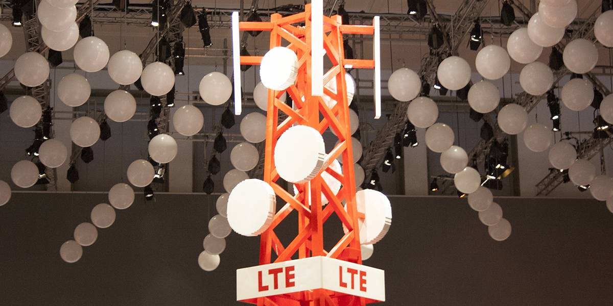 Iusacell y DirecTV, el retorno de AT&T a mercados masivos