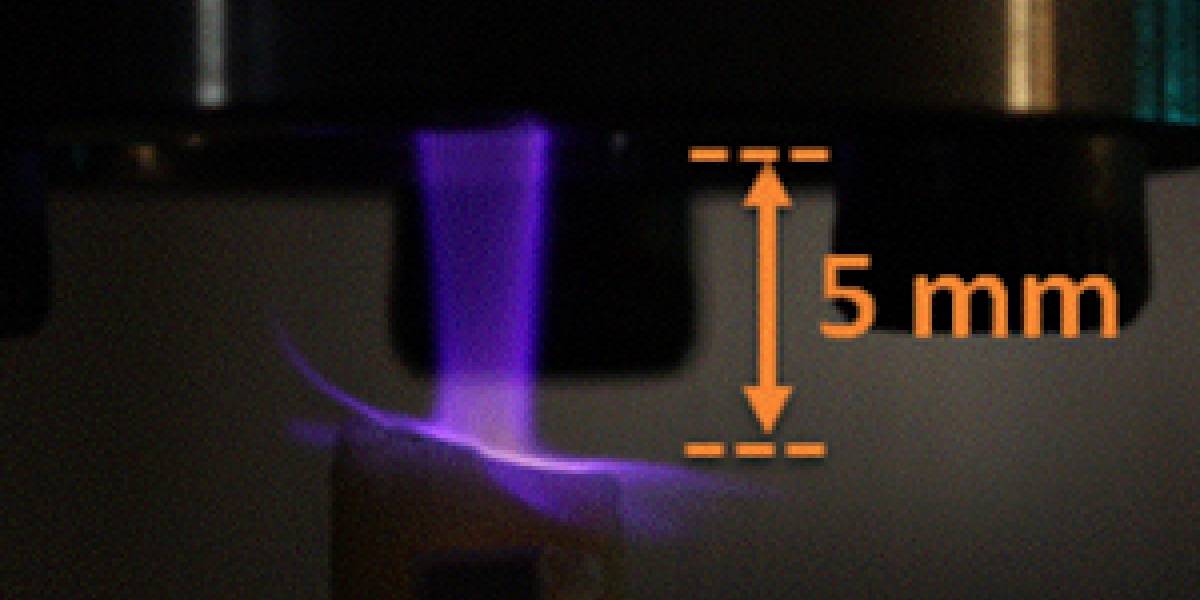 Crean antorcha de plasma para combatir la placa bacteriana