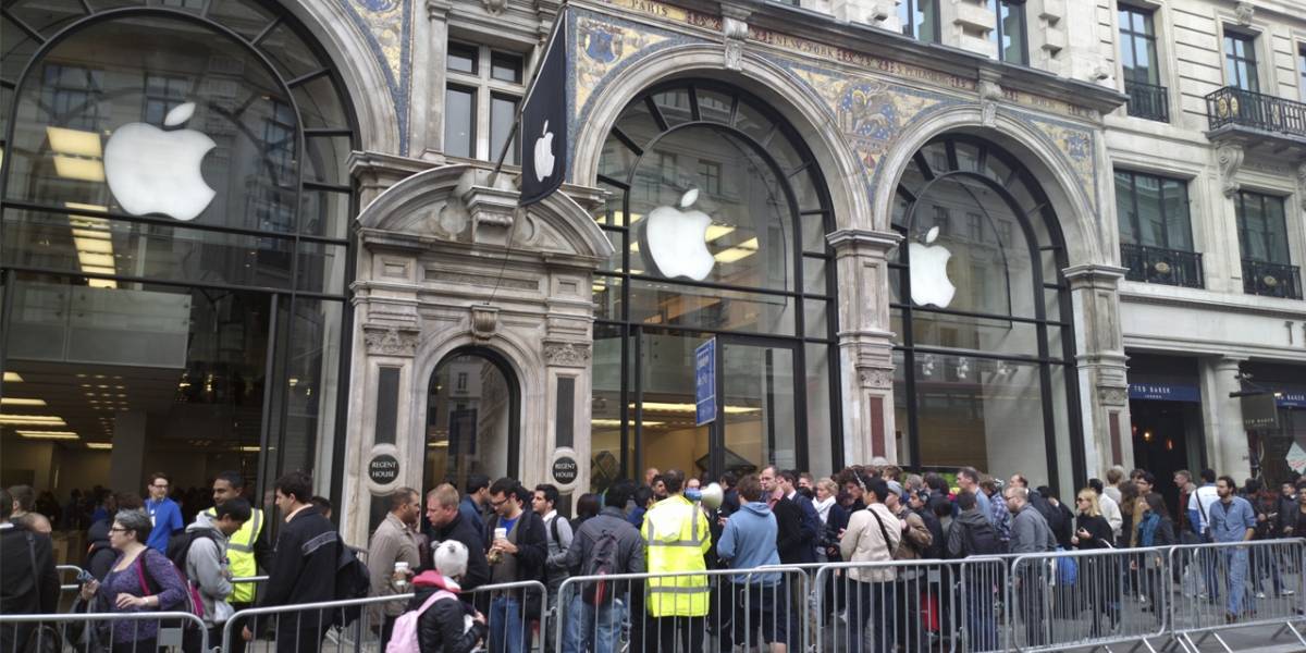 Ya hay gente haciendo fila en las Apple Store para adquirir el iPhone 6