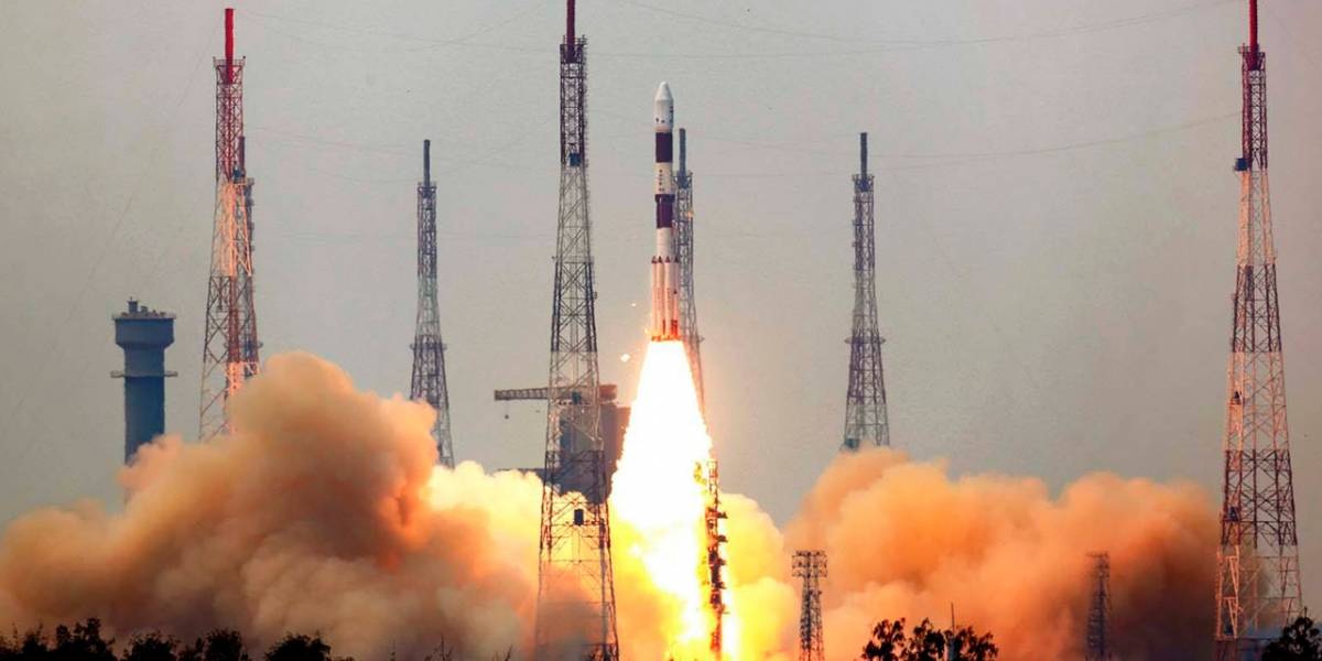 India lanza observatorio astronómico de 1.5 toneladas al espacio exterior