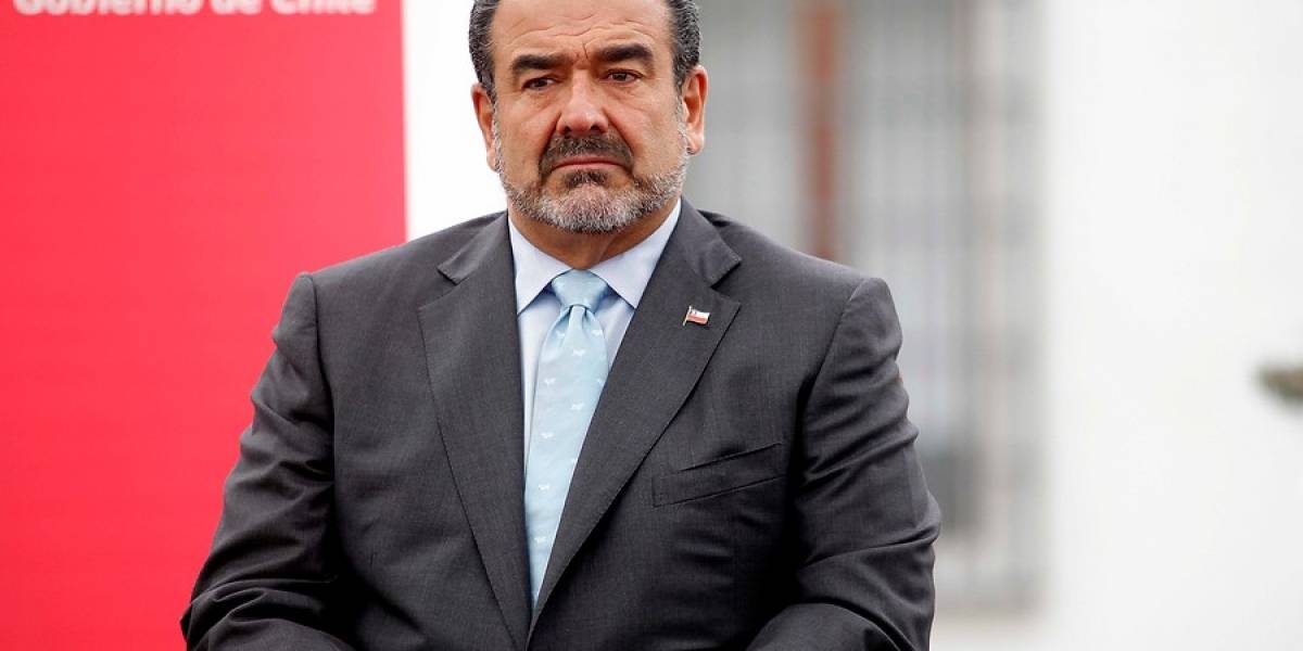 Chile: Formalizan a abogado por crear una cuenta de parodia en Twitter del empresario Andrónico Luksic