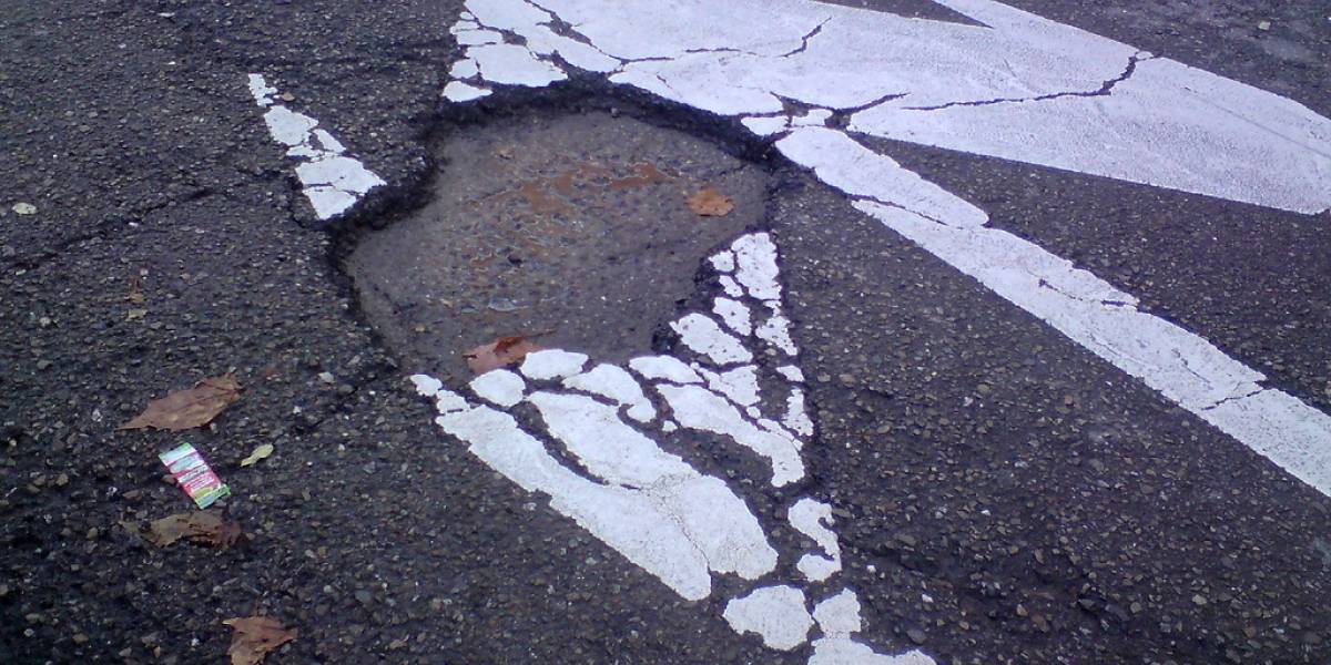 Google usará información del GPS de los autos para evitar caminos con baches