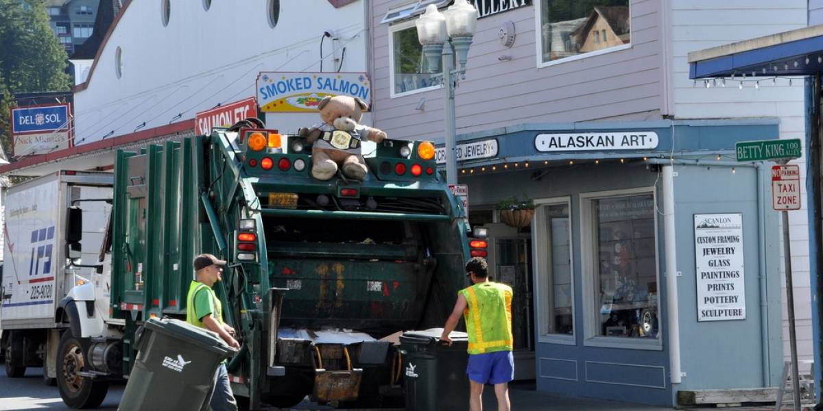 Sujeto tiró a la basura disco duro con USD$8 millones en bitcoin