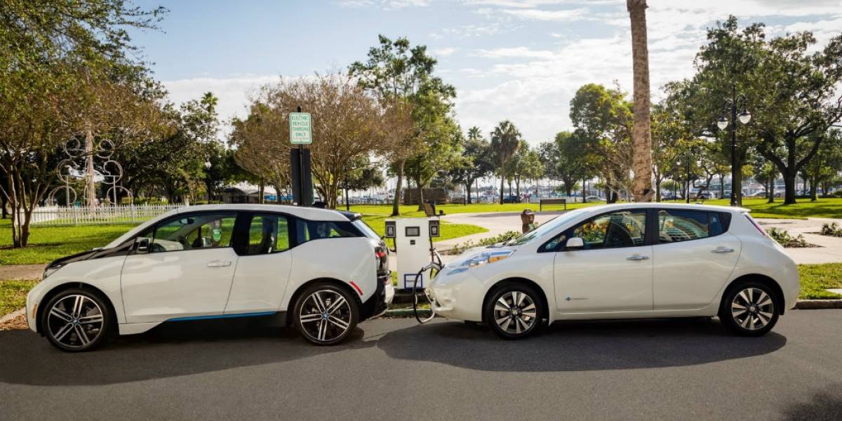 BMW y Nissan acuerdan instalación conjunta de cargadores para autos eléctricos en EE.UU.