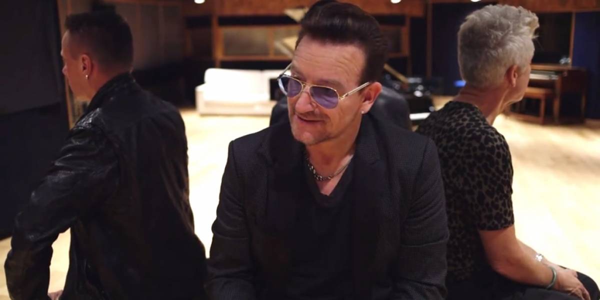 Bono se disculpa por el lanzamiento del álbum Songs of Innocence en iTunes