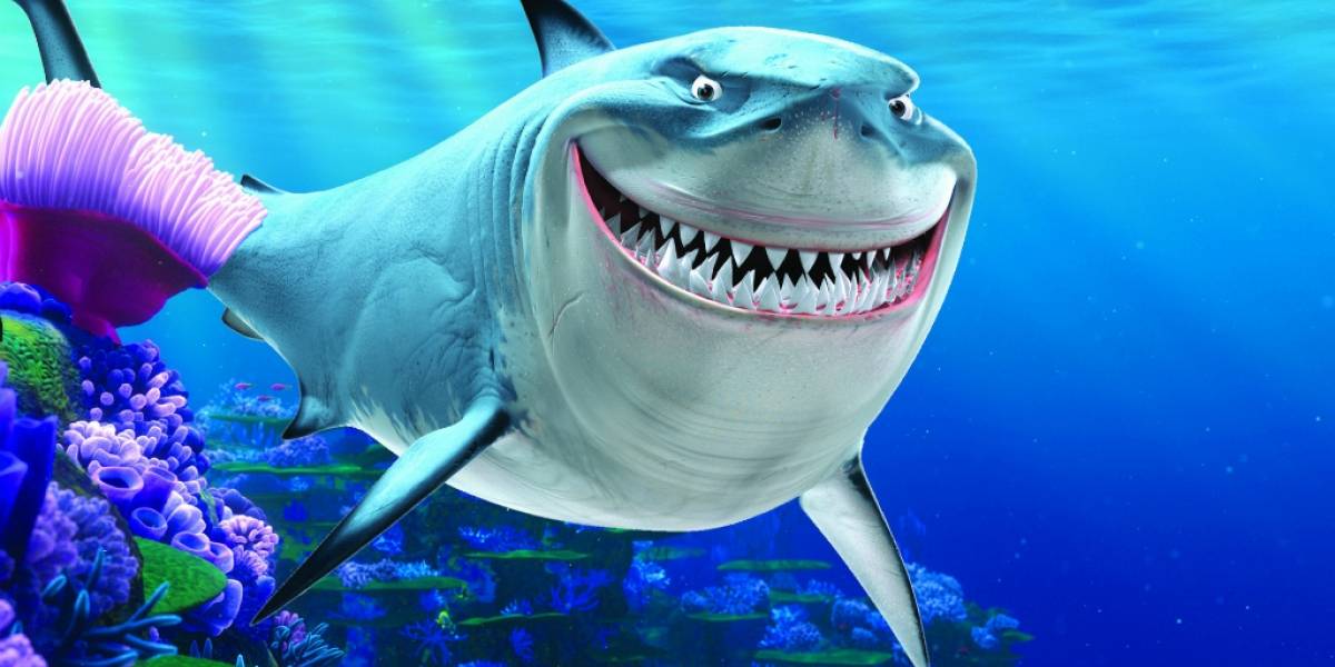Airbnb ofrece la primera cama debajo del agua rodeada por tiburones