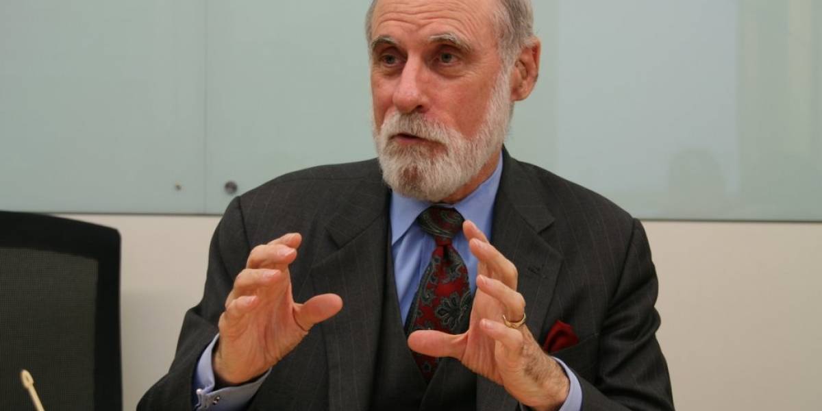 Vinton Cerf advierte que es un peligro no imprimir las fotos digitales